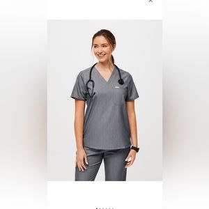 Figs Women’s Catarina Scrub Top Graphite